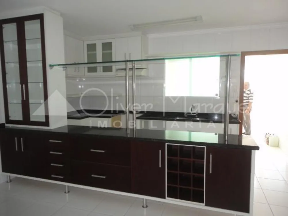 Sobrado, 3 quartos, 250 m² - Foto 6