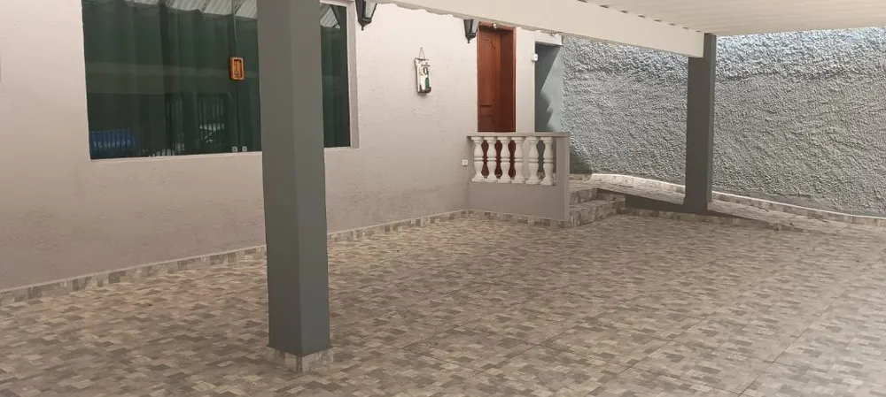 Casa, 4 quartos, 215 m² - Foto 1