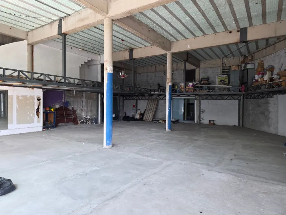 Loja-Salão, 200 m² - Foto 2
