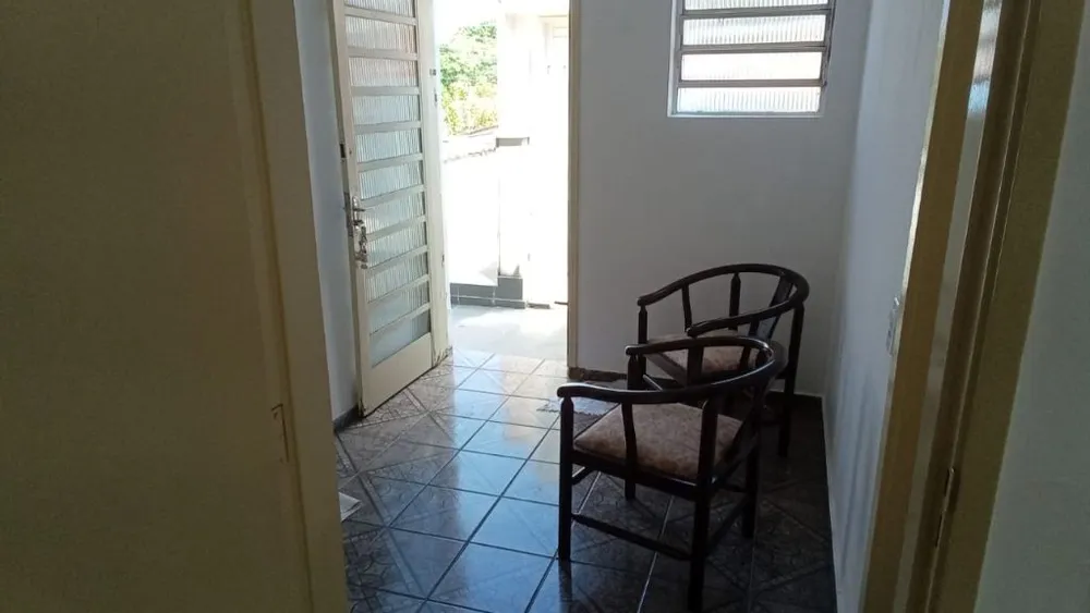 Casa, 5 quartos, 210 m² - Foto 2