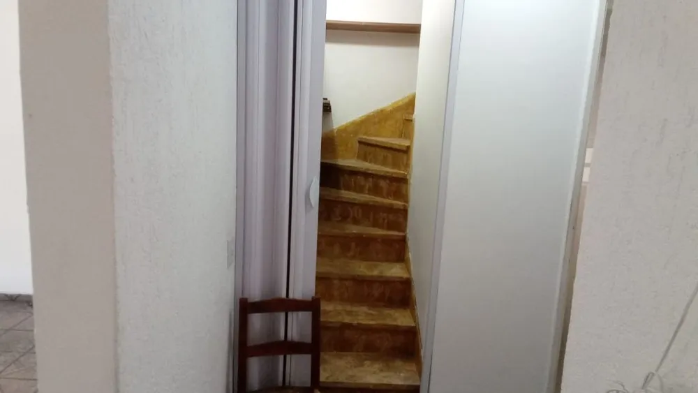 Casa, 5 quartos, 210 m² - Foto 1