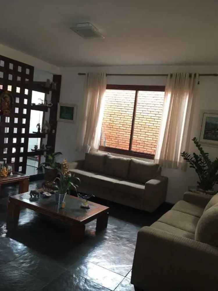 Casa, 4 quartos, 190 m² - Foto 2