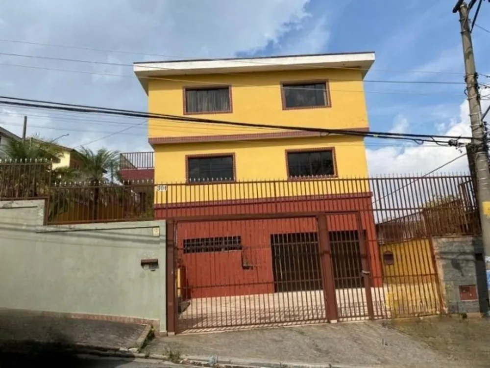 Sobrado, 4 quartos, 219 m² - Foto 1