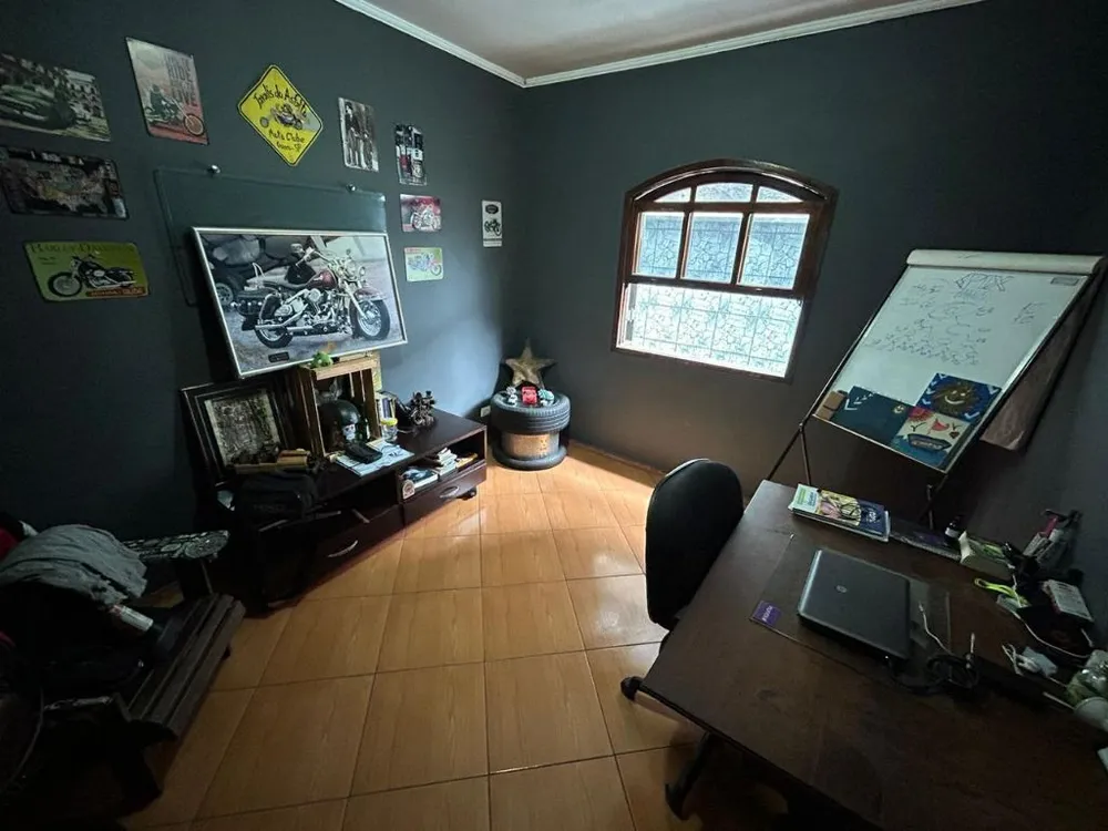 Casa, 4 quartos, 237 m² - Foto 3