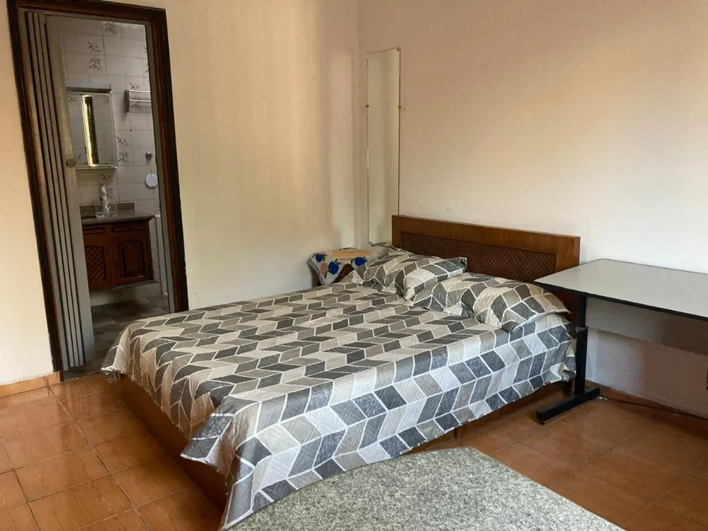 Casa, 5 quartos, 141 m² - Foto 2