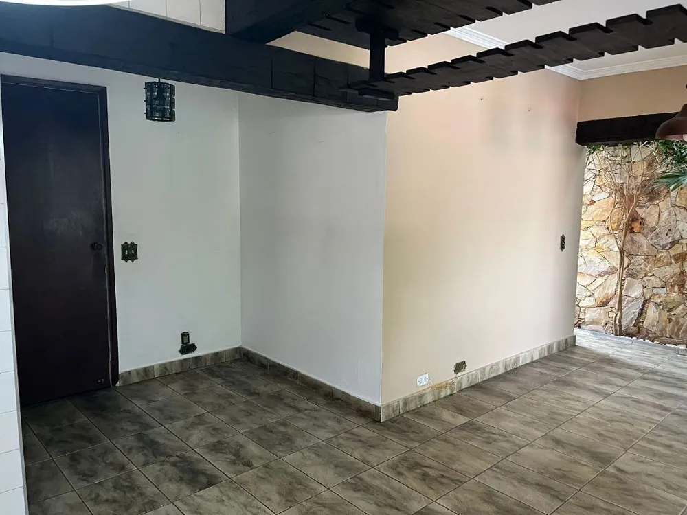 Casa, 4 quartos, 200 m² - Foto 4