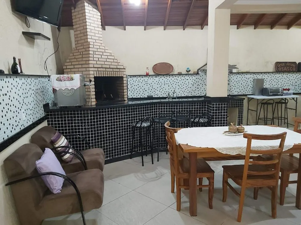 Casa, 3 quartos, 280 m² - Foto 1