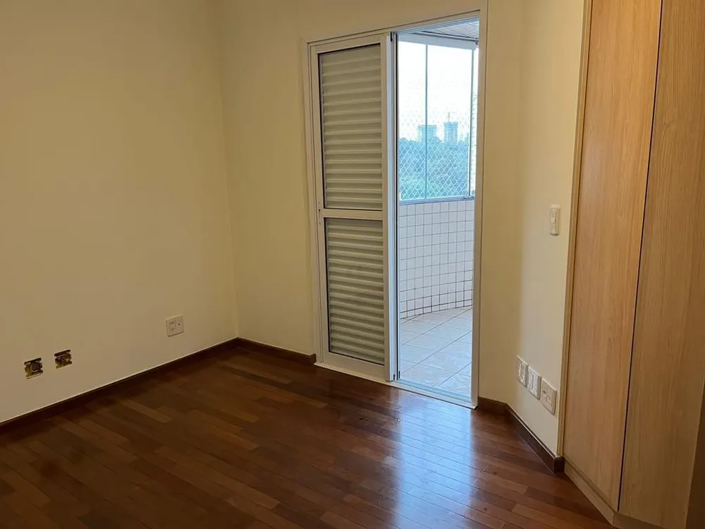 Apartamento, 3 quartos, 161 m² - Foto 1