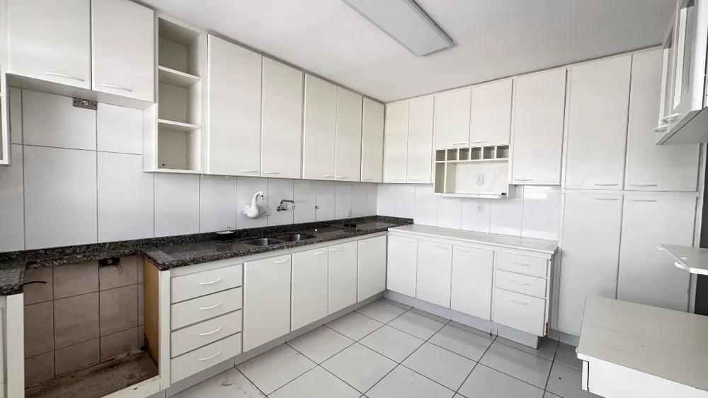 Casa, 4 quartos, 250 m² - Foto 12