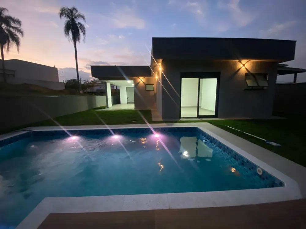 Casa, 3 quartos, 256 m² - Foto 4