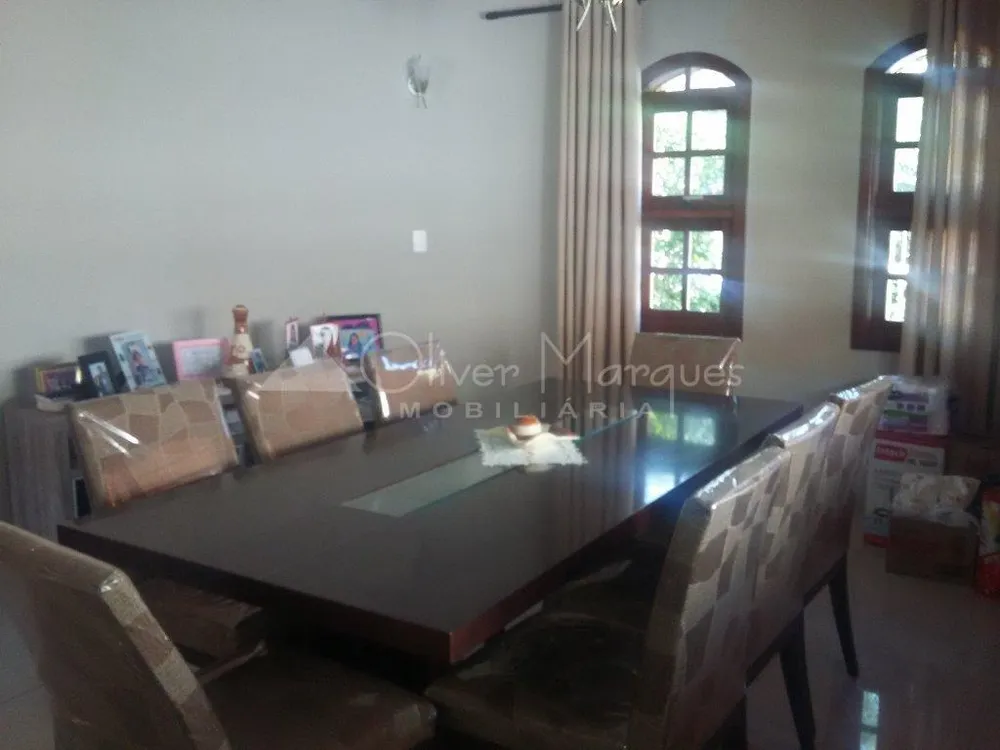 Casa, 3 quartos, 205 m² - Foto 2