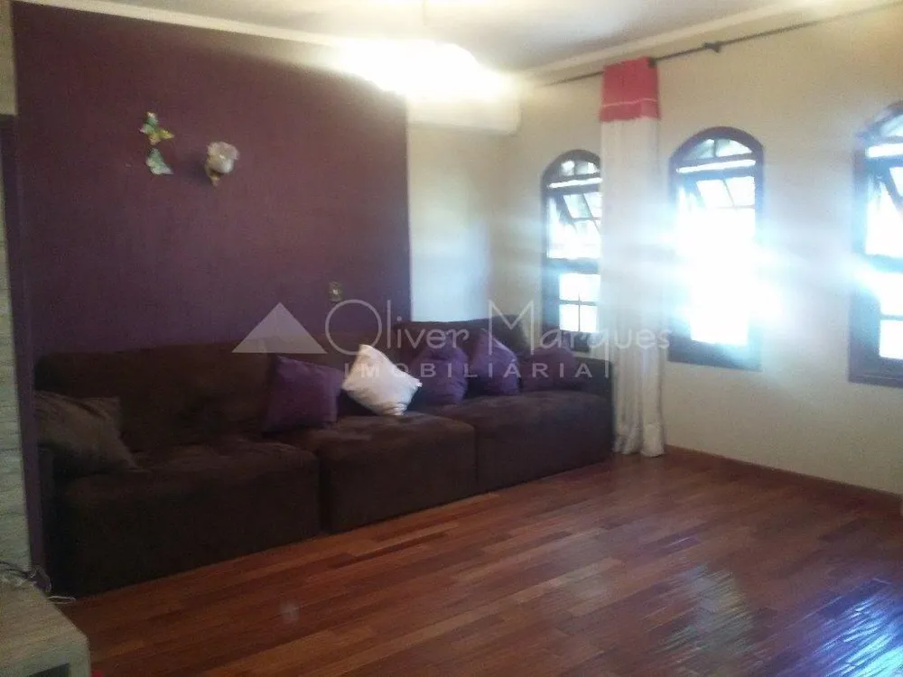 Casa, 3 quartos, 205 m² - Foto 3