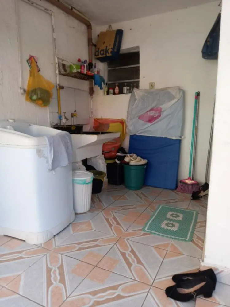 Casa, 5 quartos, 256 m² - Foto 9
