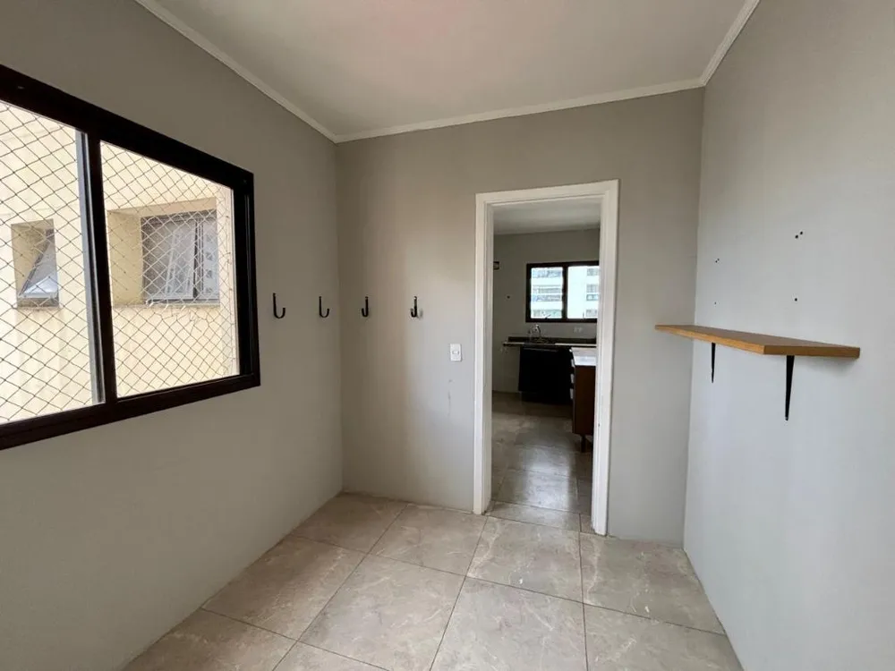 Apartamento, 3 quartos, 200 m² - Foto 1
