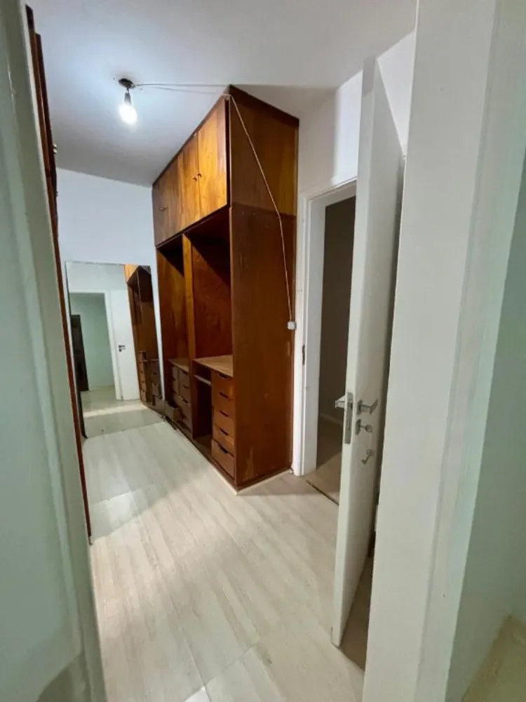 Apartamento, 3 quartos, 200 m² - Foto 2
