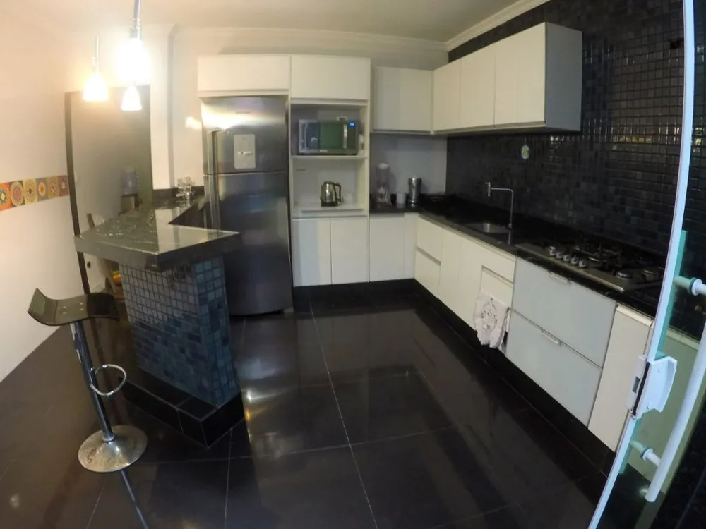 Sobrado, 4 quartos, 322 m² - Foto 4