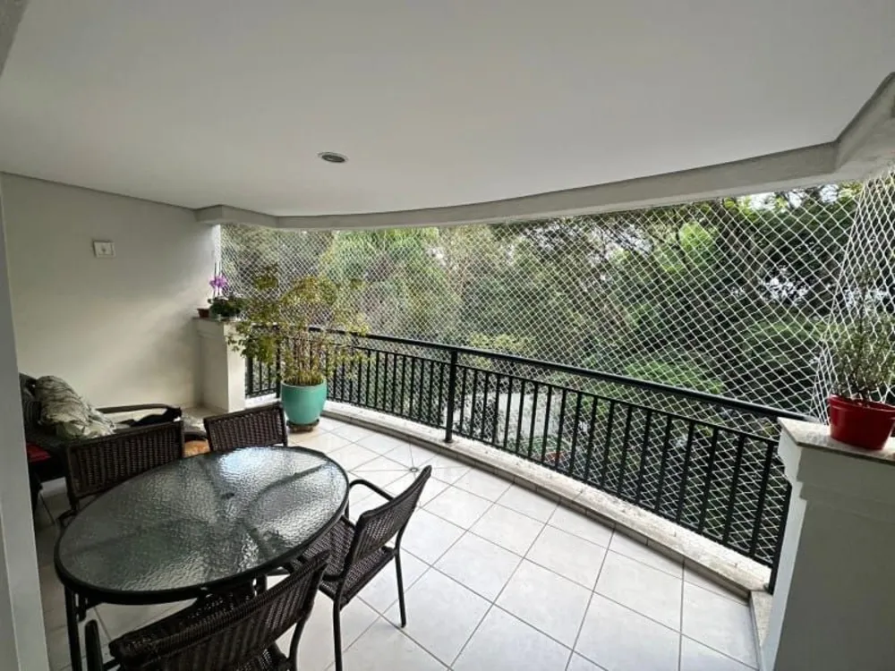 Apartamento, 3 quartos, 140 m² - Foto 1