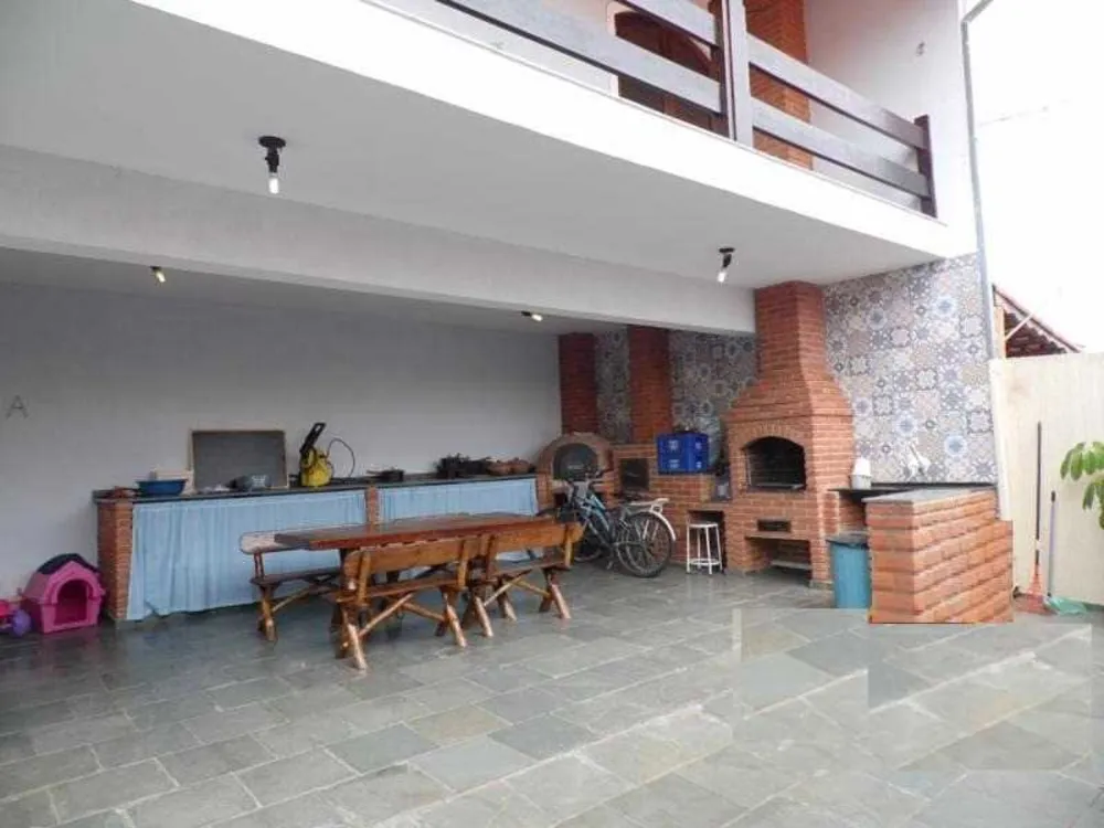 Casa, 3 quartos, 220 m² - Foto 3
