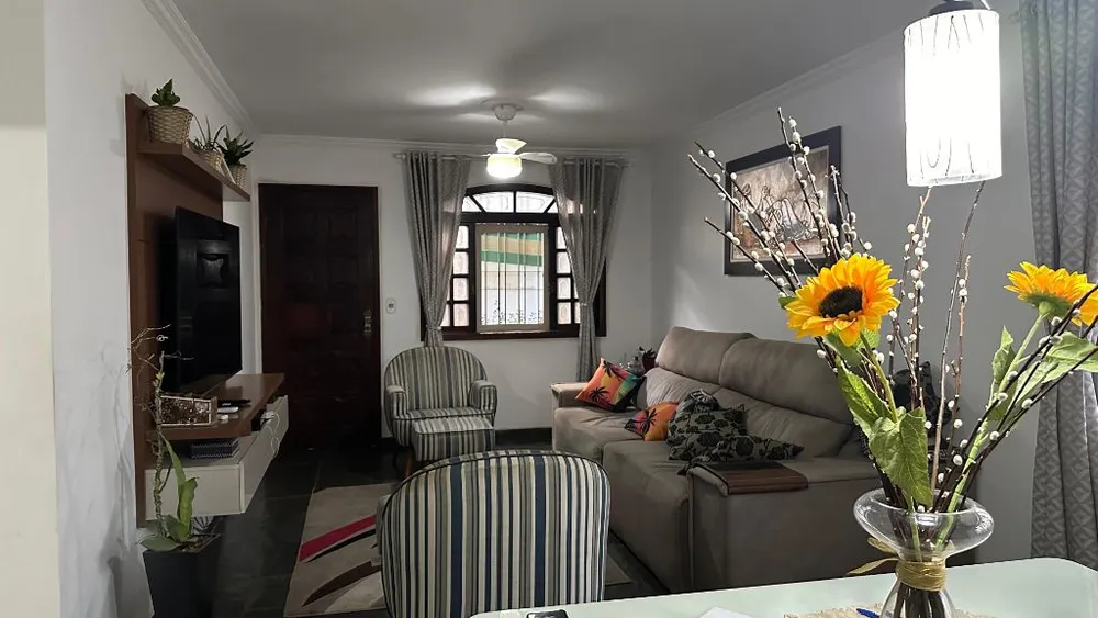 Casa, 3 quartos, 180 m² - Foto 2