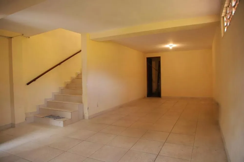 Casa, 3 quartos, 170 m² - Foto 3