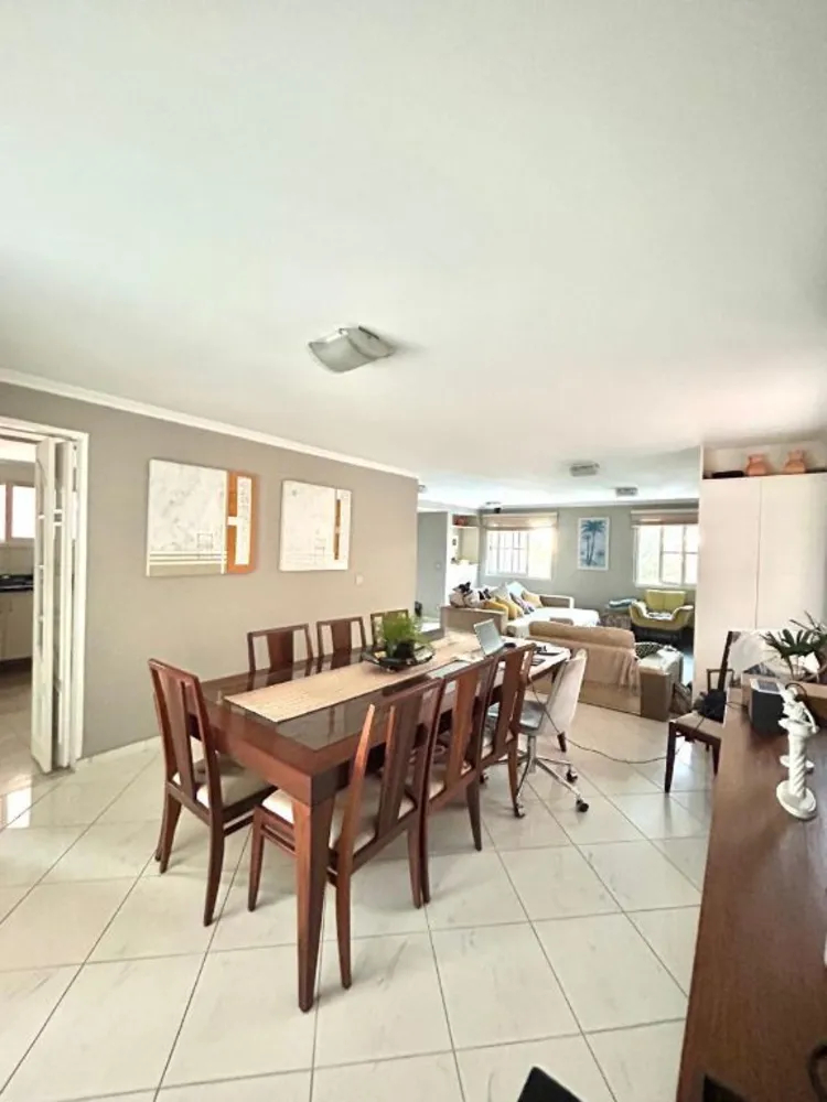 Sobrado, 3 quartos, 413 m² - Foto 1