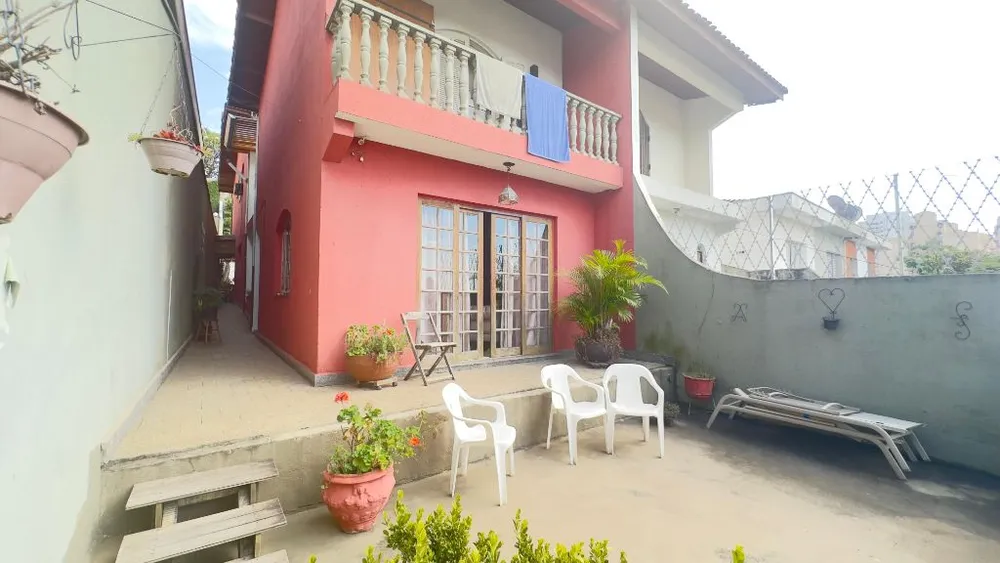 Sobrado, 3 quartos, 230 m² - Foto 2