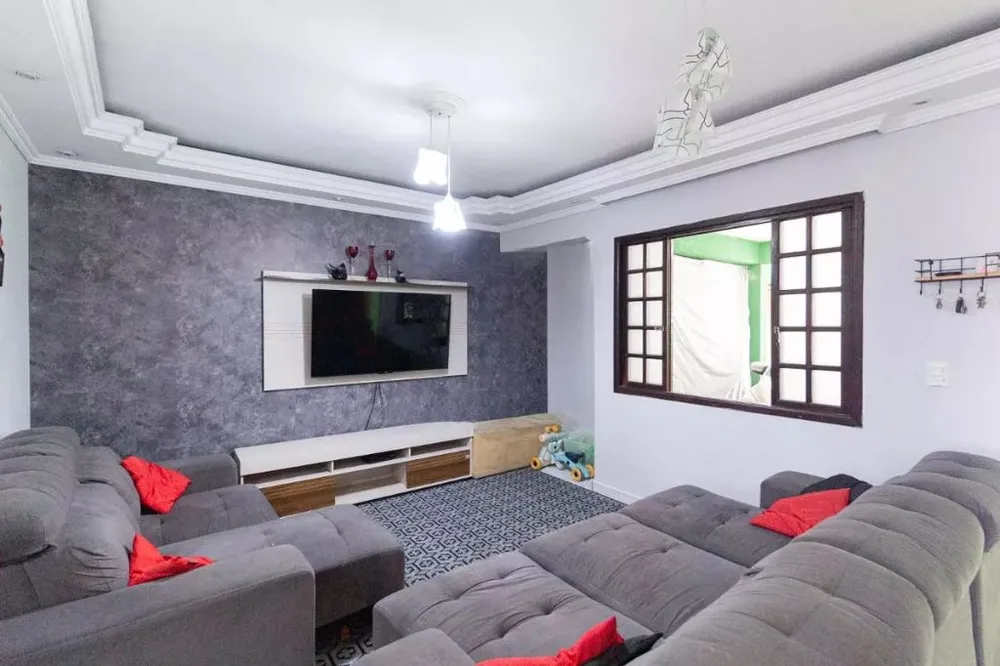Casa, 4 quartos, 210 m² - Foto 2