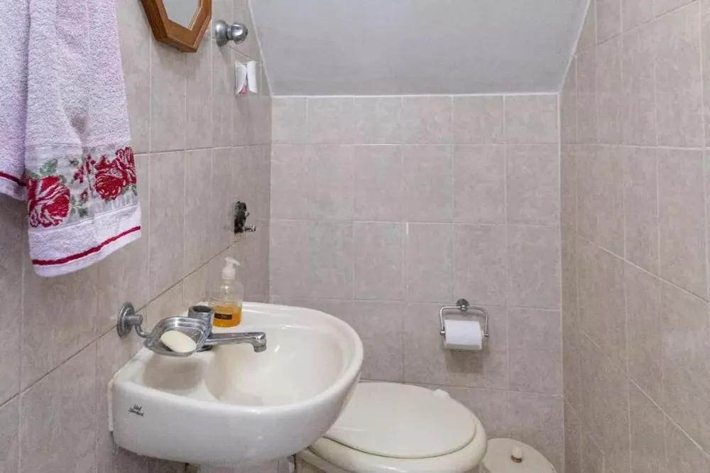 Casa, 4 quartos, 210 m² - Foto 1