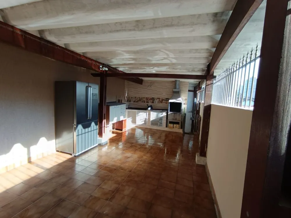 Sobrado, 3 quartos, 199 m² - Foto 1