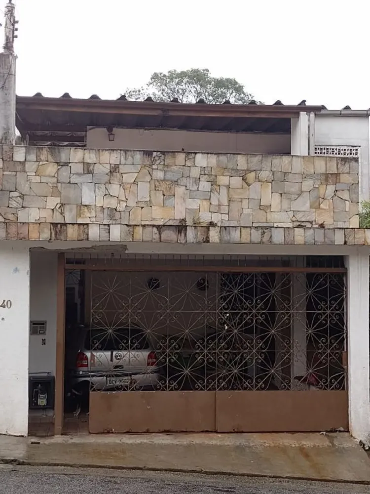 Casa, 5 quartos, 250 m² - Foto 1