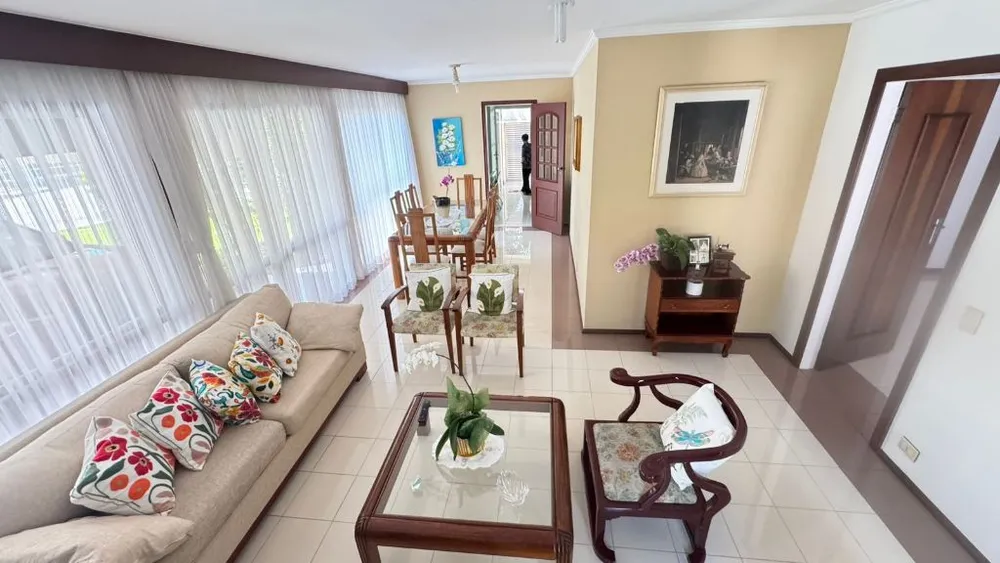 Casa, 4 quartos, 250 m² - Foto 9