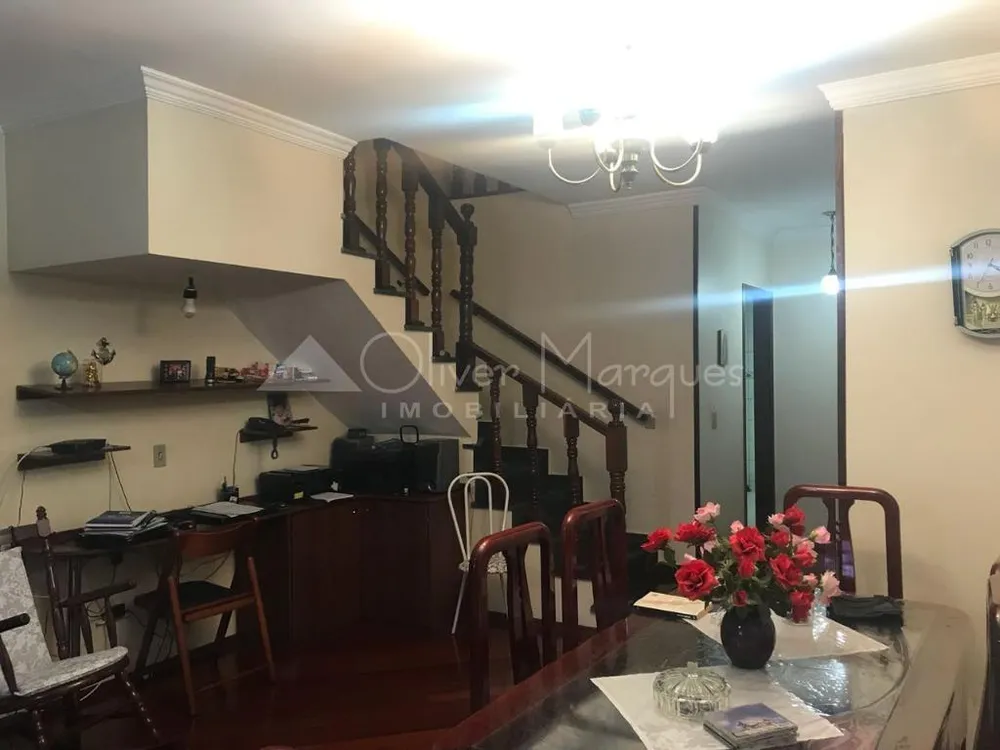 Sobrado, 4 quartos, 222 m² - Foto 2