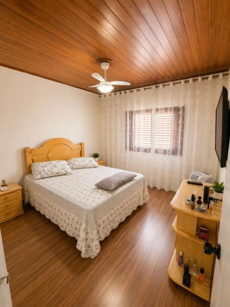 Casa, 3 quartos, 246 m² - Foto 13