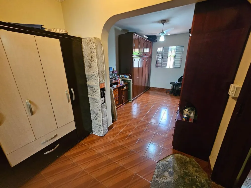 Casa, 4 quartos, 160 m² - Foto 1