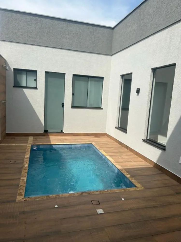 Casa, 3 quartos, 178 m² - Foto 1