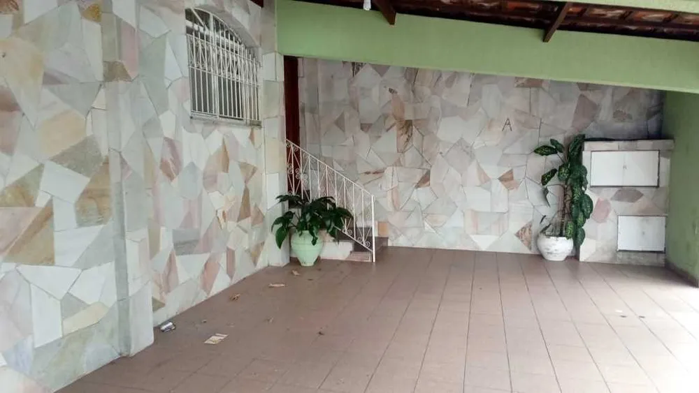 Casa, 3 quartos, 130 m² - Foto 1