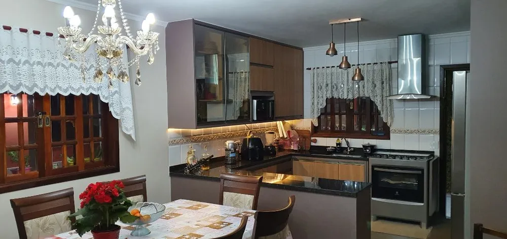 Chácara, 3 quartos, 1139 m² - Foto 3