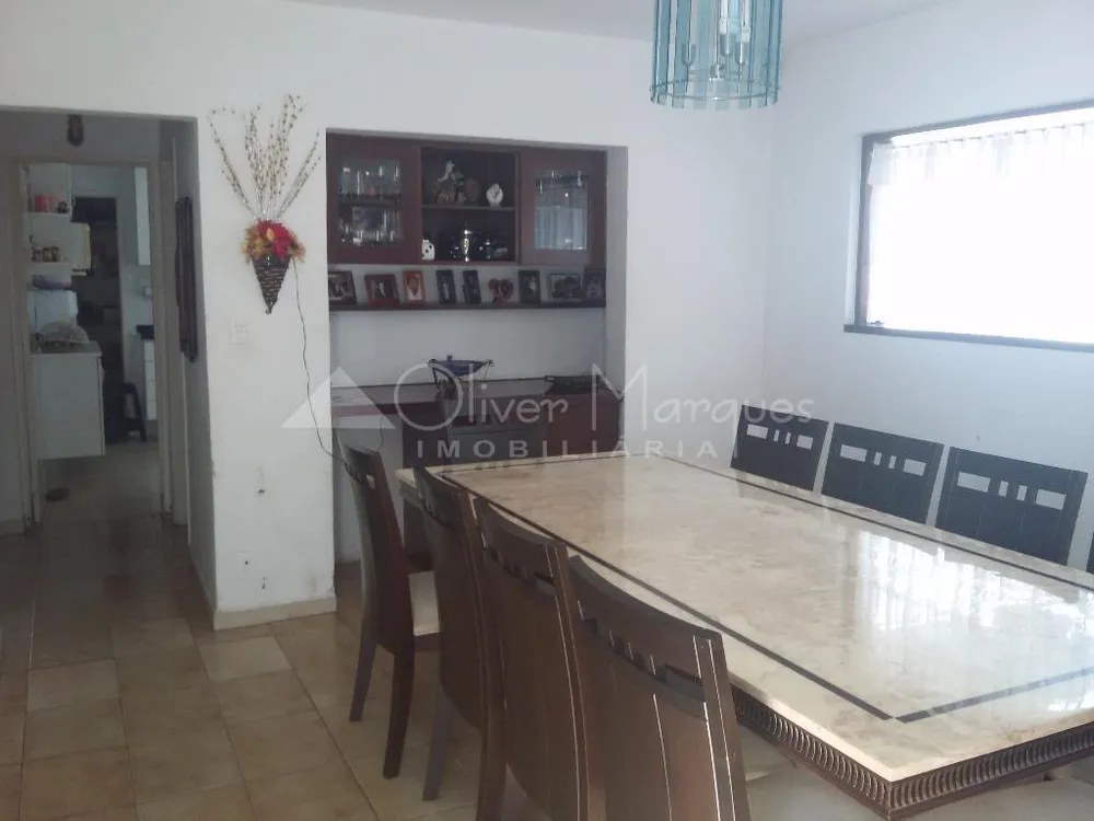 Casa, 5 quartos, 188 m² - Foto 3