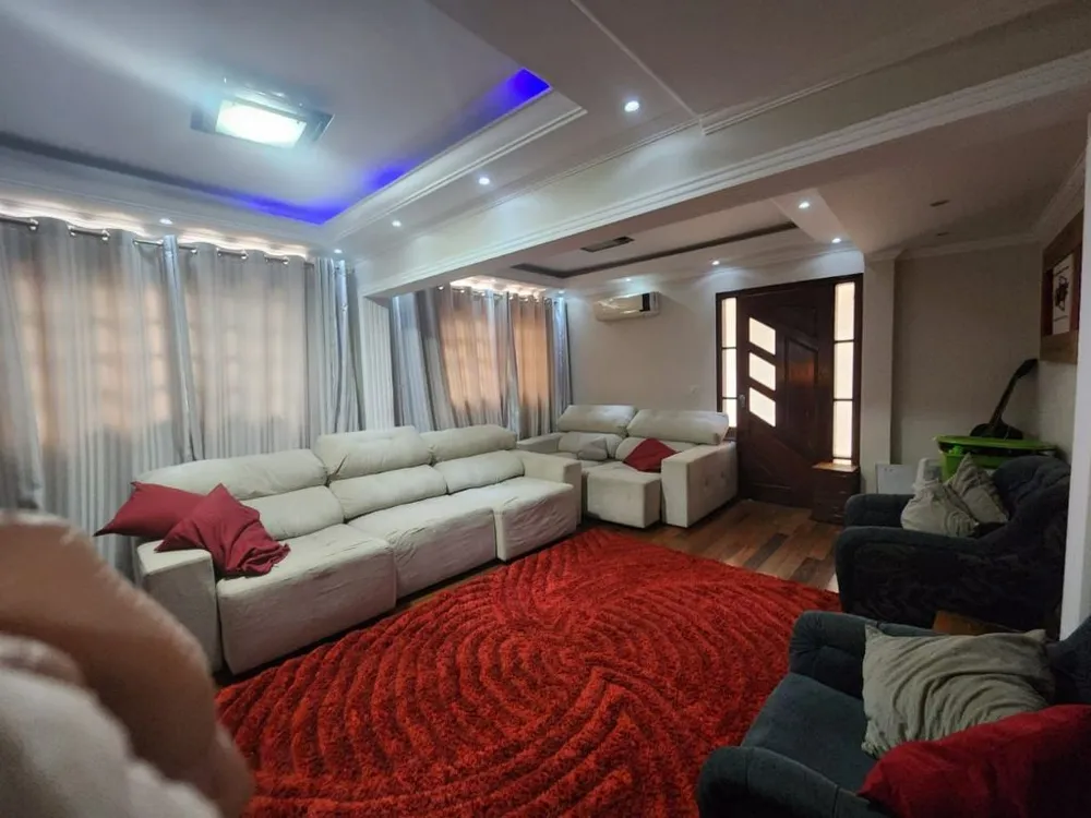 Casa, 4 quartos, 135 m² - Foto 2