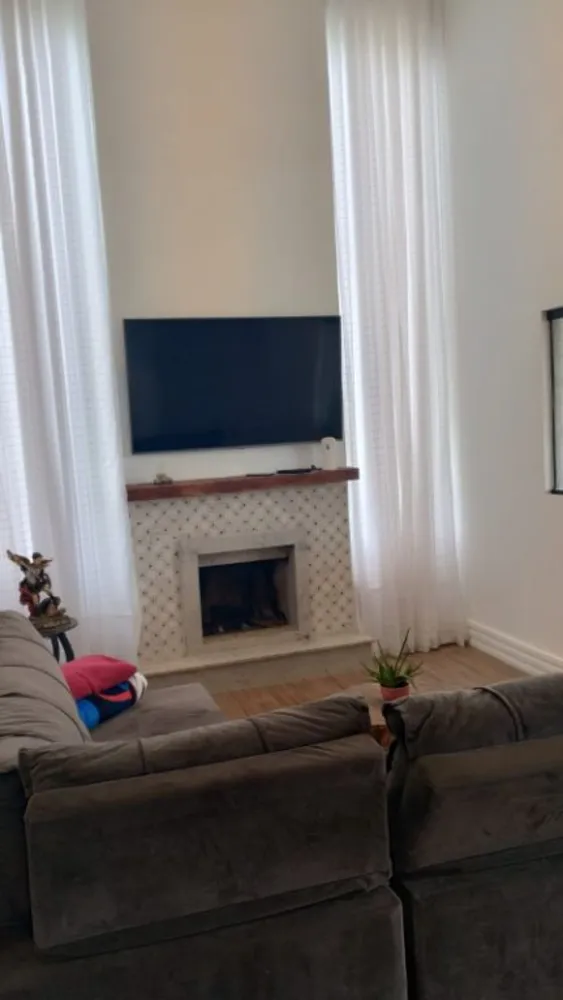 Casa, 5 quartos, 320 m² - Foto 1