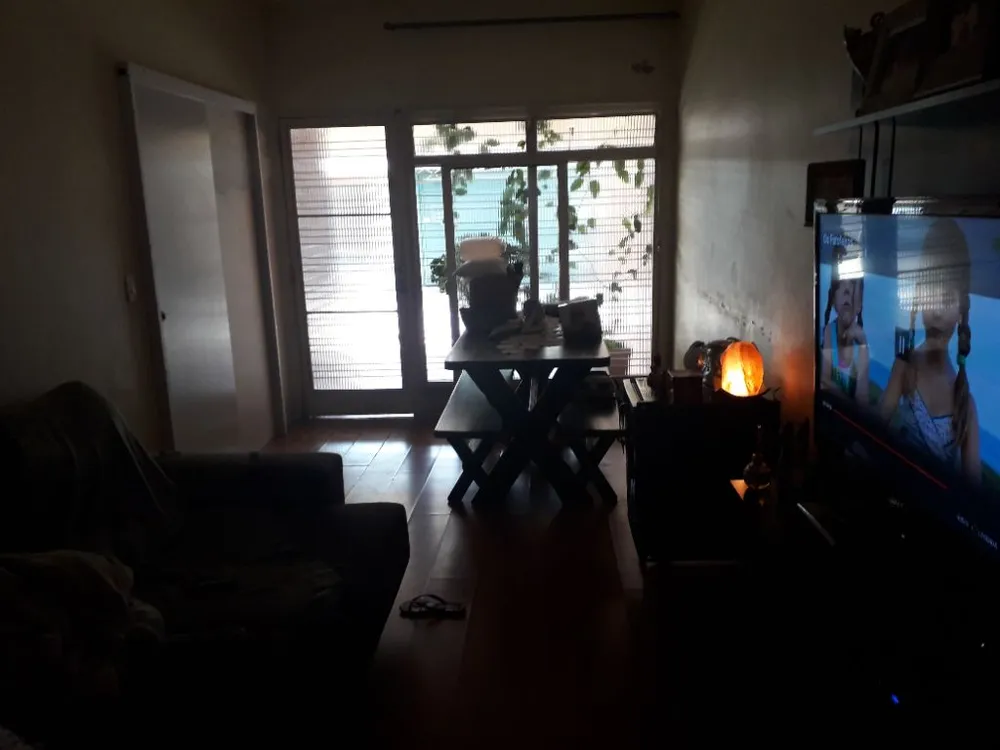 Casa, 6 quartos, 180 m² - Foto 1