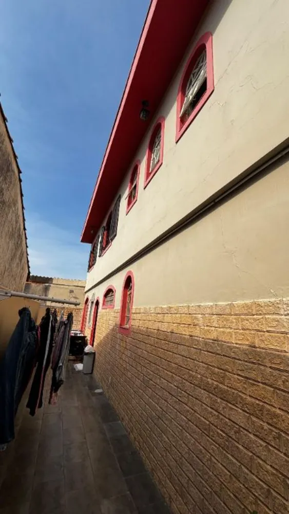Casa, 3 quartos, 161 m² - Foto 4