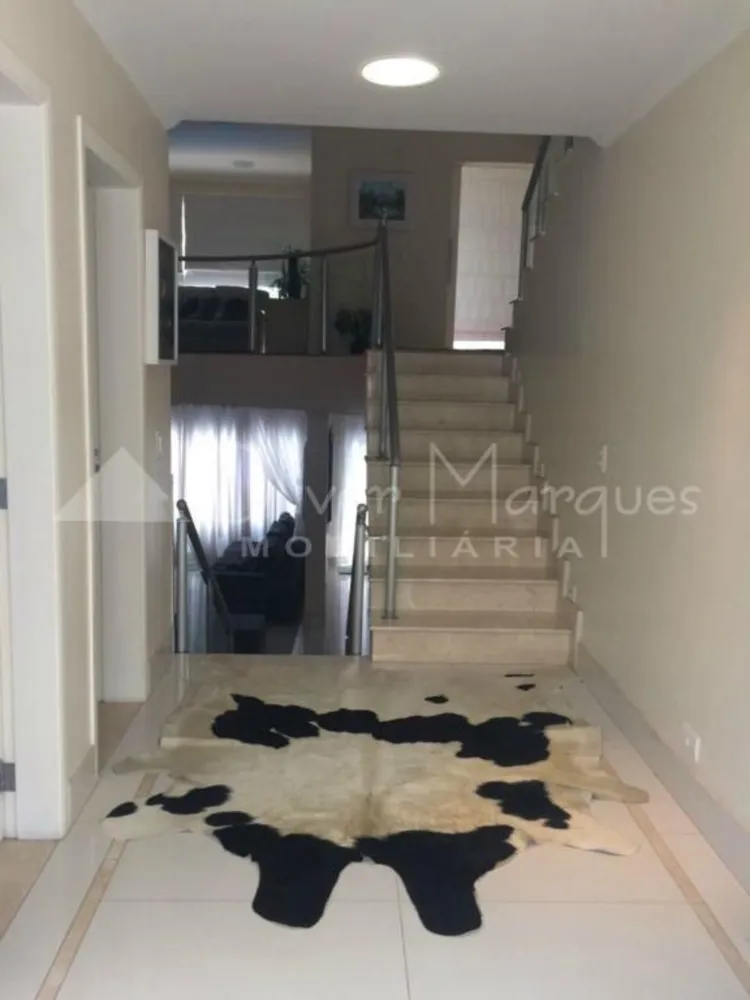 Sobrado, 6 quartos, 400 m² - Foto 1