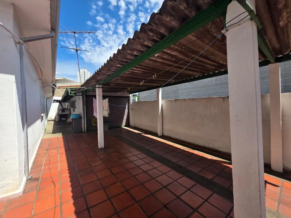 Casa, 4 quartos, 220 m² - Foto 2