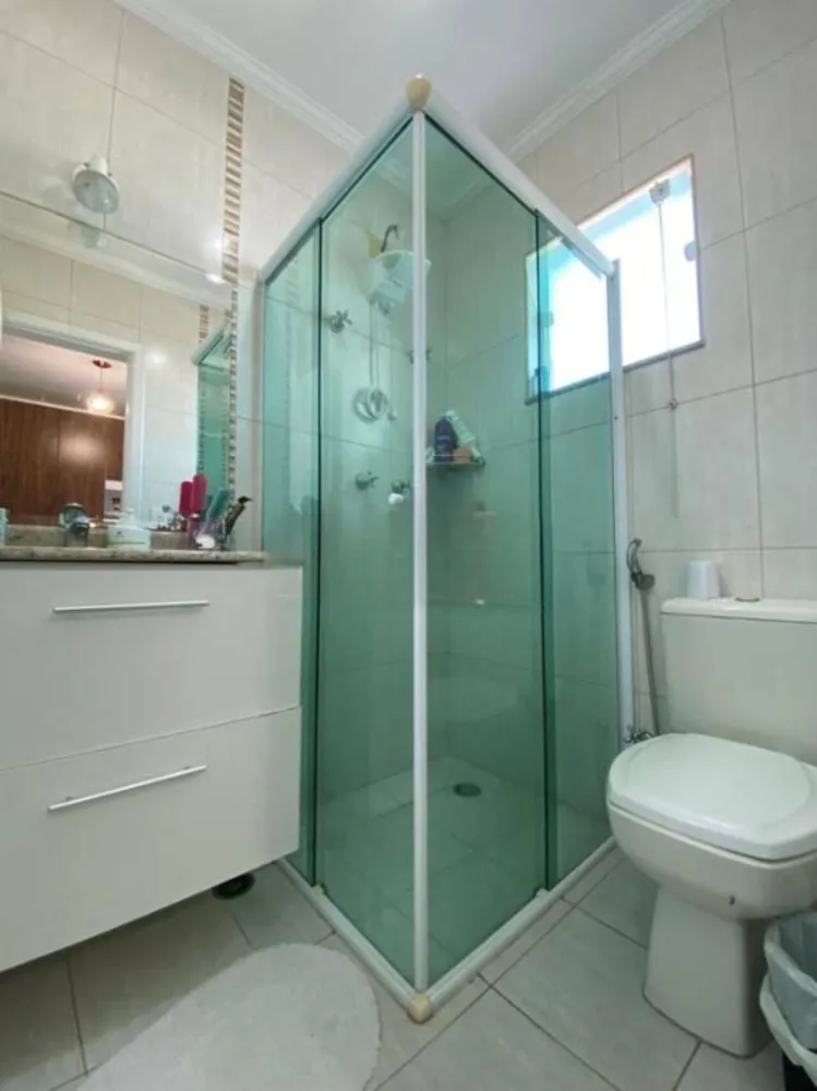 Casa, 3 quartos, 210 m² - Foto 2