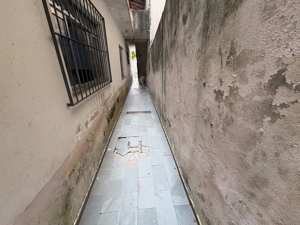Casa, 6 quartos, 240 m² - Foto 3