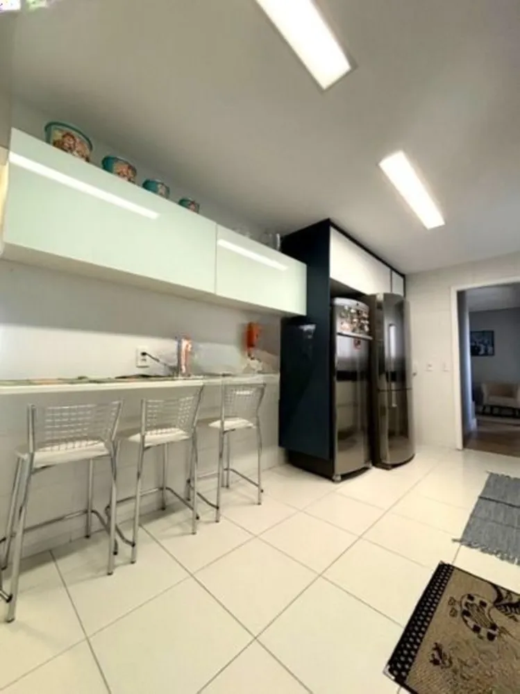 Apartamento, 3 quartos, 194 m² - Foto 4