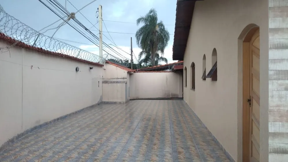 Sobrado, 4 quartos, 245 m² - Foto 2