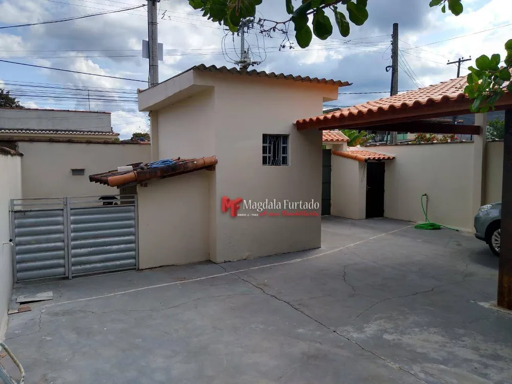 Casa, 4 quartos, 240 m² - Foto 3