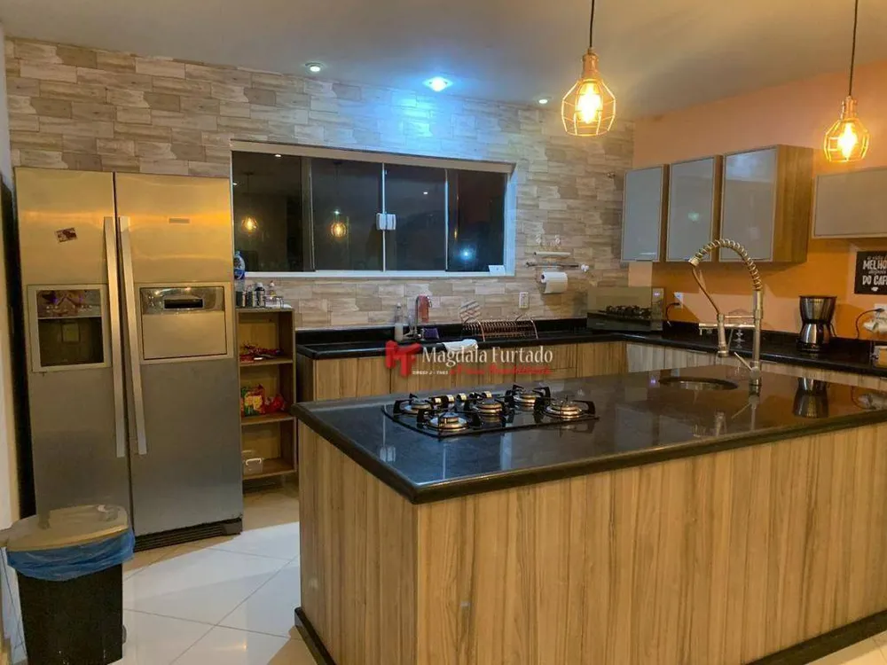 Casa, 3 quartos, 234 m² - Foto 15